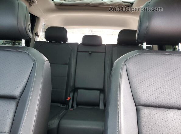 3VV3B7AX1JM101916 2018 VOLKSWAGEN TIGUAN Black 