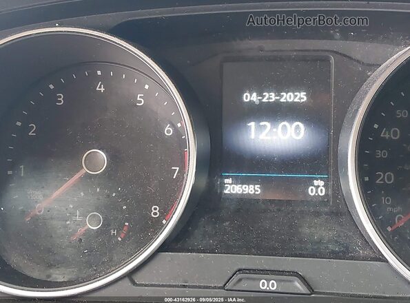 3VV3B7AX3JM033473 2018 VOLKSWAGEN TIGUAN Blue 