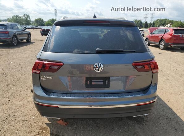 3VV3B7AX3LM065844 2020 VOLKSWAGEN TIGUAN Gray Вид ззаду