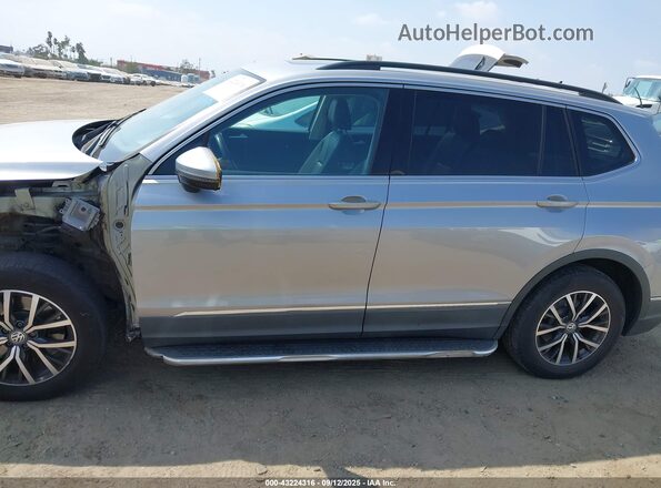 3VV3B7AX3LM139781 2020 VOLKSWAGEN TIGUAN Gray 