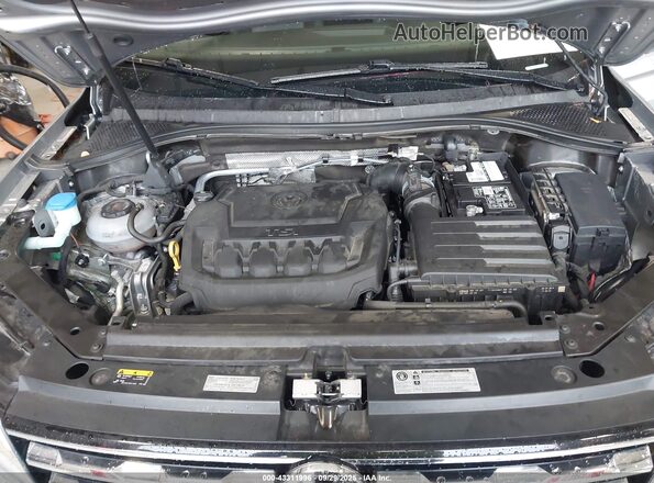 3VV3B7AX5LM031985 2020 VOLKSWAGEN TIGUAN Silver Rear view