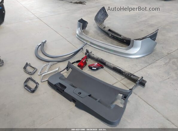 3VV3B7AX5LM031985 2020 VOLKSWAGEN TIGUAN Silver Instrument cluster view