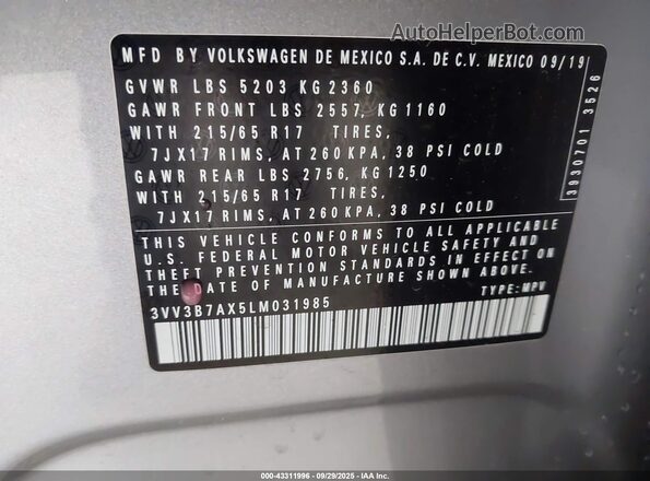 3VV3B7AX5LM031985 2020 VOLKSWAGEN TIGUAN Silver Engine compartment view