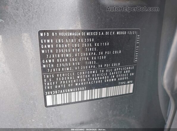 3VV3B7AX5NM059997 2022 VOLKSWAGEN TIGUAN Gray Вид підкапотного простору