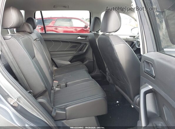 3VV3B7AX5NM059997 2022 VOLKSWAGEN TIGUAN Gray Вид наклейки з VIN-кодом