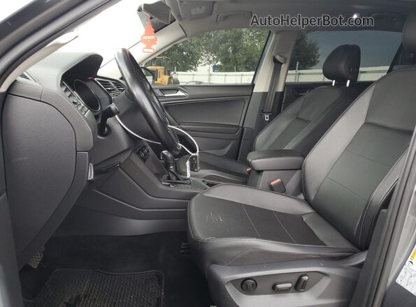 3VV3B7AX8JM103579 2018 VOLKSWAGEN TIGUAN Gray 