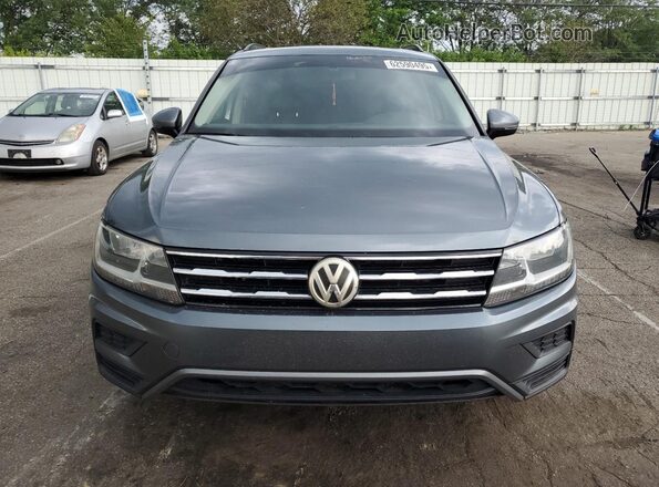 3VV3B7AX8JM103579 2018 VOLKSWAGEN TIGUAN Gray 