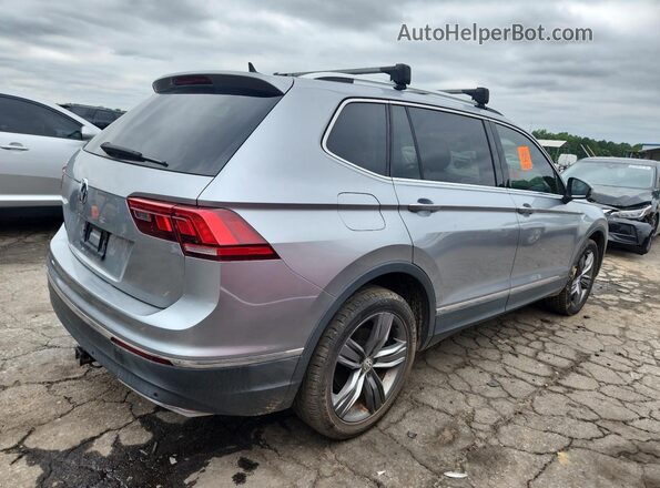 3VV3B7AX9LM039944 2020 VOLKSWAGEN TIGUAN Silver Trasero derecho