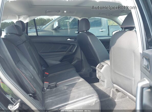3VVAB7AX8RM222641 2024 VOLKSWAGEN TIGUAN Black Вид наклейки з VIN-кодом