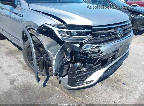 3VVCB7AX5NM145326 2022 VOLKSWAGEN TIGUAN Gray Widok z przodu