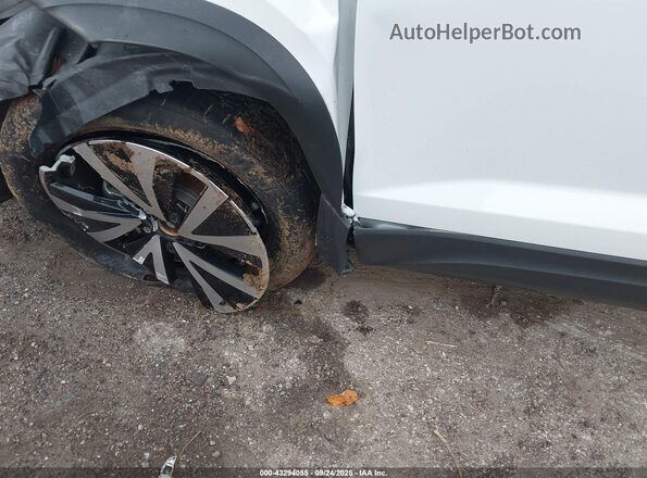 3VVLX7B22NM076308 2022 VOLKSWAGEN TAOS White Vista frontal