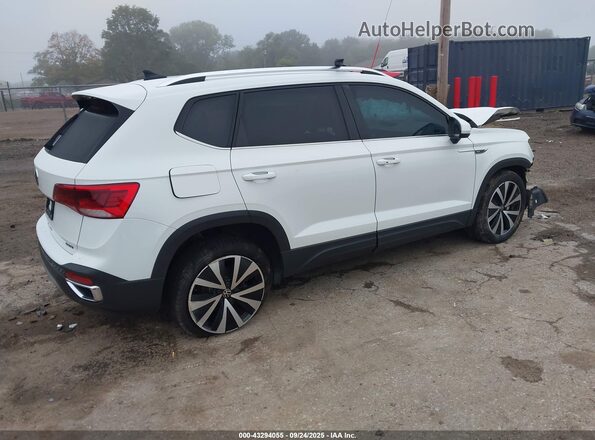 3VVLX7B22NM076308 2022 VOLKSWAGEN TAOS White Trasero derecho