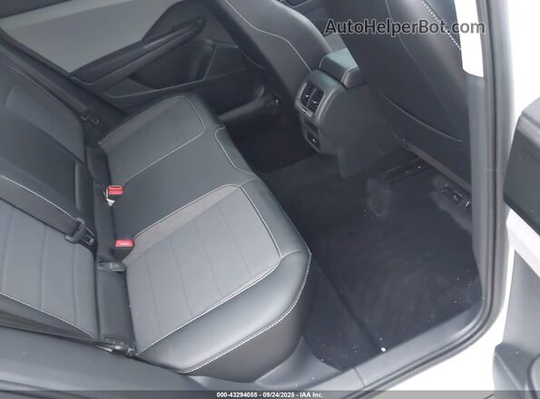 3VVLX7B22NM076308 2022 VOLKSWAGEN TAOS White Vista de la etiqueta del VIN