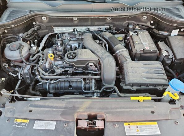 3VVLX7B27NM039237 2022 VOLKSWAGEN TAOS Black Widok wnętrza z tyłu