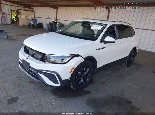 3VVNB7AX0RM161464 2024 VOLKSWAGEN TIGUAN White Vista tres cuartos delantera izquierda