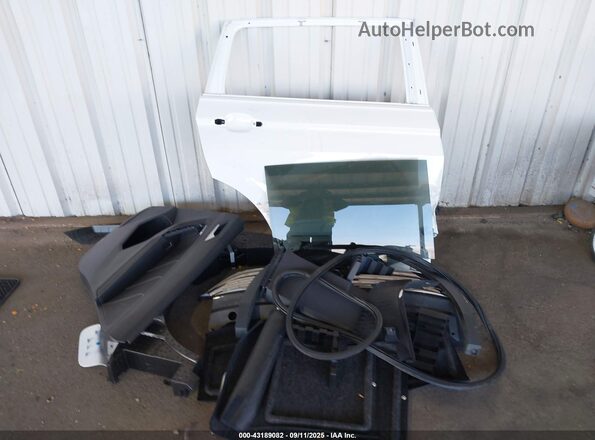 3VVNB7AX0RM161464 2024 VOLKSWAGEN TIGUAN White Vista del cuadro de instrumentos