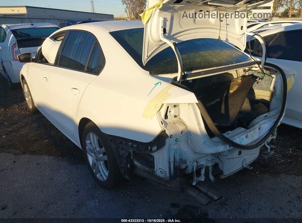 3VW2B7AJ3JM233644 2018 VOLKSWAGEN JETTA White 