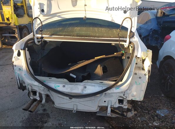 3VW2B7AJ3JM233644 2018 VOLKSWAGEN JETTA White 