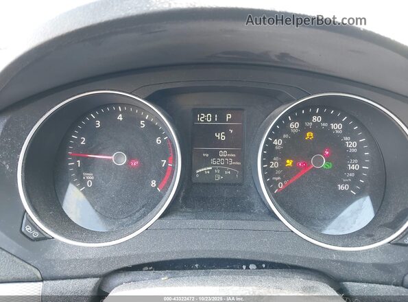3VW2B7AJ8JM211574 2018 VOLKSWAGEN JETTA Gray Widok tylnych siedzeń