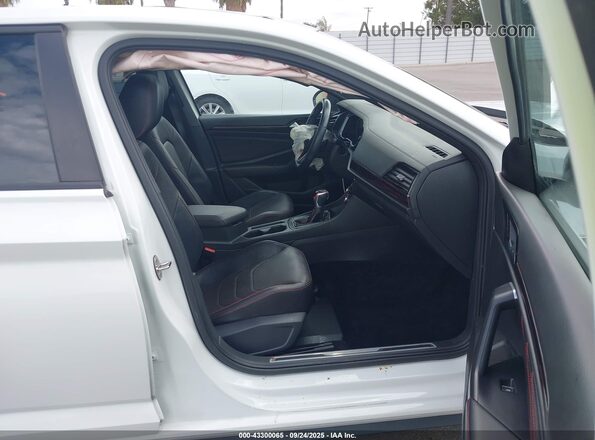 3VW2T7BUXNM002154 2022 VOLKSWAGEN JETTA White 