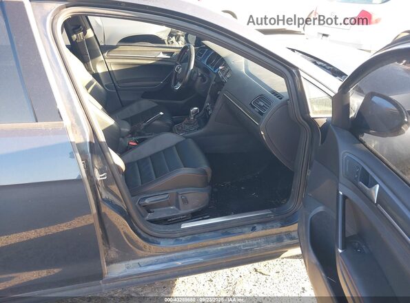 3VW447AUXJM252575 2018 VOLKSWAGEN GTI Серый Вид салона спереди