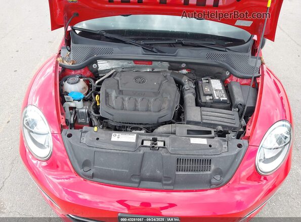 3VW5DAAT5KM511032 2019 VOLKSWAGEN BEETLE Red 