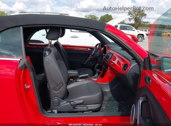 3VW5DAAT5KM511032 2019 VOLKSWAGEN BEETLE Red 