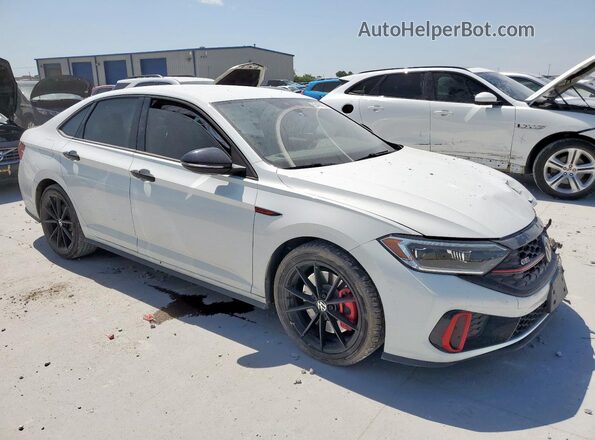 3VW8T7BU9RM011038 2024 VOLKSWAGEN JETTA Белый Передняя правая четверть