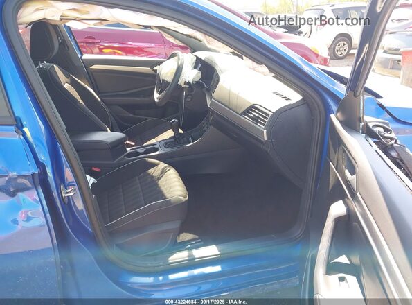 3VWAM7BUXNM028150 2022 VOLKSWAGEN JETTA Blue Вид салону спереду
