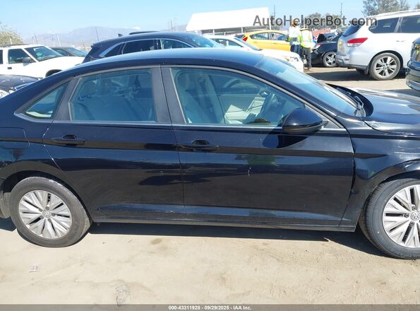 3VWC57BU2KM216744 2019 VOLKSWAGEN JETTA Черный Вид задней части салона