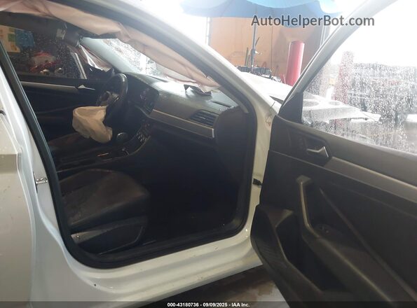 3VWC57BUXLM100967 2020 VOLKSWAGEN JETTA White Vista interior delantera