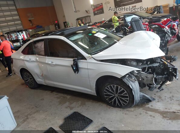 3VWC57BUXLM100967 2020 VOLKSWAGEN JETTA White Vista interior trasera