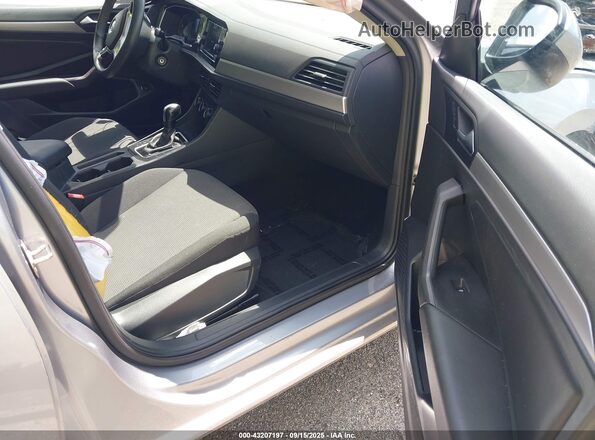 3VWCB7BU0LM058379 2020 VOLKSWAGEN JETTA Silver Widok wnętrza z przodu