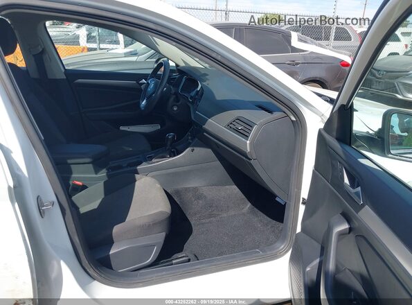 3VWCB7BU4LM049006 2020 VOLKSWAGEN JETTA White Front interior view