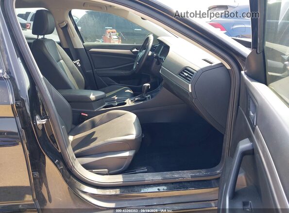 3VWCB7BU5LM032456 2020 VOLKSWAGEN JETTA Черный Вид салона спереди