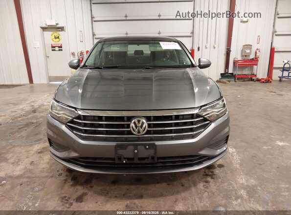 3VWCB7BU6LM023992 2020 VOLKSWAGEN JETTA Gray Widok wnętrza z tyłu