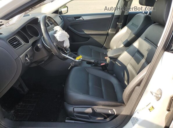 3VWDB7AJ4JM237761 2018 VOLKSWAGEN JETTA Белый 