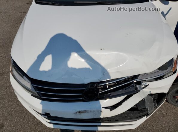 3VWDB7AJ4JM237761 2018 VOLKSWAGEN JETTA Белый 