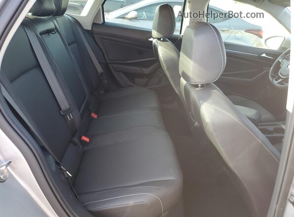 3VWEB7BU0LM076504 2020 VOLKSWAGEN JETTA Silver Вид задніх сидінь