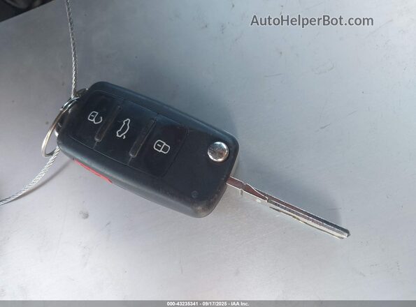 3VWFD7AT6KM716432 2019 VOLKSWAGEN BEETLE Красный 