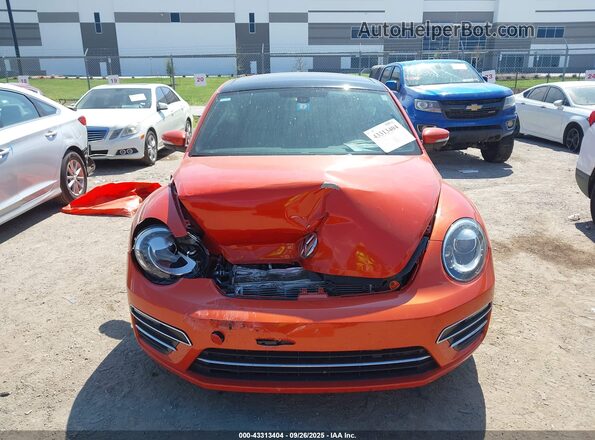 3VWFD7AT7JM704868 2018 VOLKSWAGEN BEETLE Orange Widok zestawu wskaźników
