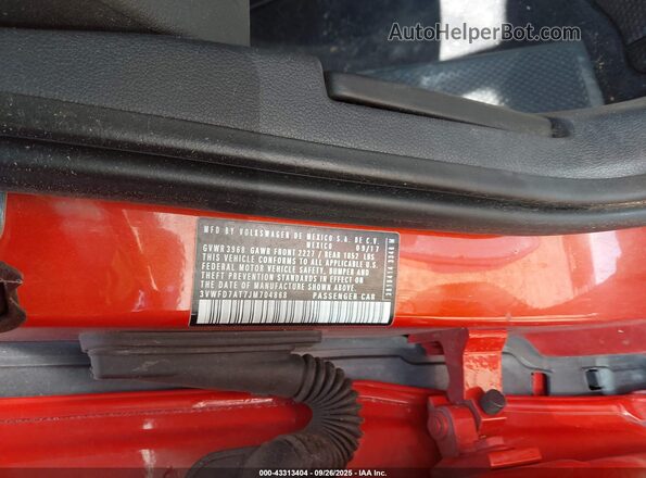 3VWFD7AT7JM704868 2018 VOLKSWAGEN BEETLE Orange Widok komory silnika