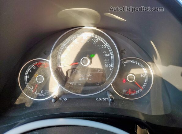 3VWFD7AT8JM718231 2018 VOLKSWAGEN BEETLE Red 