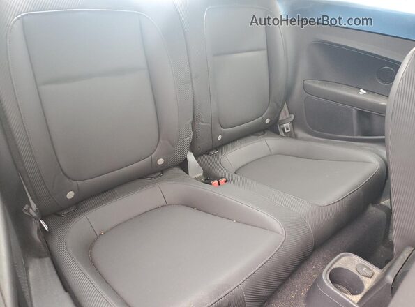 3VWJD7AT2JM708451 2018 VOLKSWAGEN BEETLE Blue 