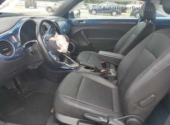 3VWJD7AT2JM708451 2018 VOLKSWAGEN BEETLE Blue 