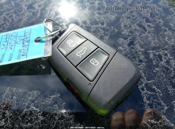 3VWN57BU1LM082951 2020 VOLKSWAGEN JETTA Gray Առջևի վահանակի տեսք
