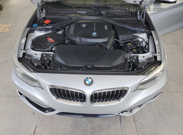 WBA2F9C36HV664915 2017 BMW 2 SERIES Silver Вид підкапотного простору