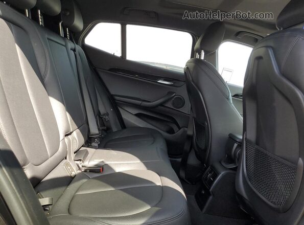 WBXYJ3C39JEJ75393 2018 BMW X2 Черный 
