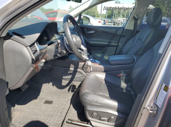 WA1VAAF75JD029947 2018 AUDI Q7 Silver 