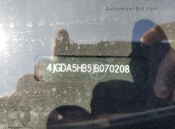 4JGDA5HB5JB070208 2018 MERCEDES-BENZ GLE Белый 
